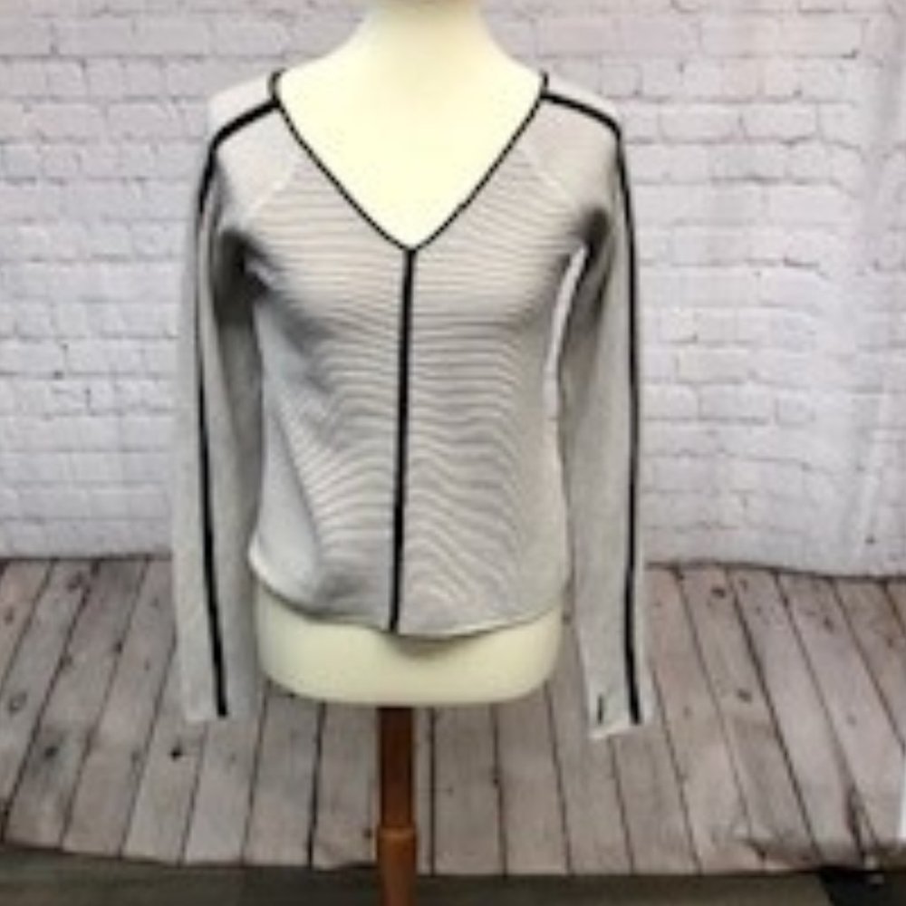 Black Noir long sleeve knit cable